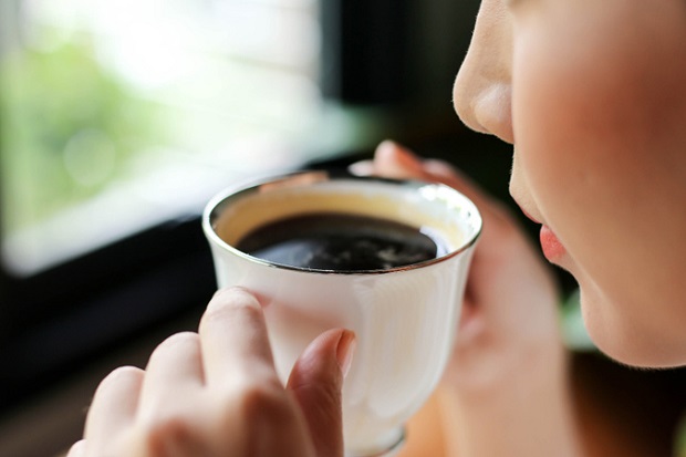 5 Kebiasaan Ngopi yang Bisa Membakar Lemak Perut, Di Antaranya Tanpa Gula